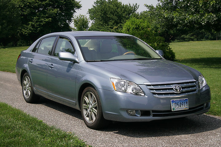 2006 Toyota Avalon Limited: A lot of luxury for the money.